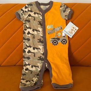 Buster brown camo safari outfit